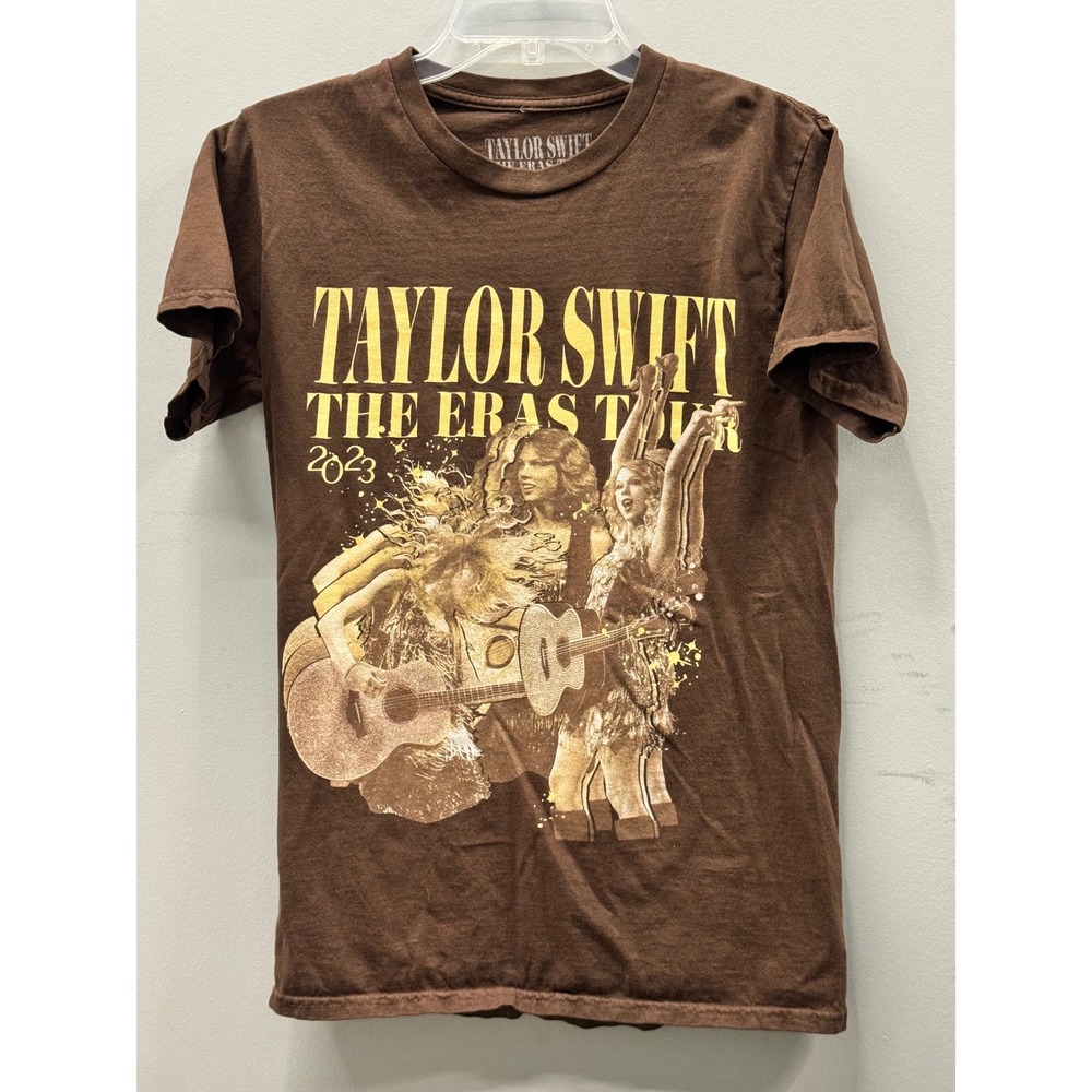 Taylor Swift The Eras Tour 2023 Fearless Taylor Version T-Shirt Small Brown